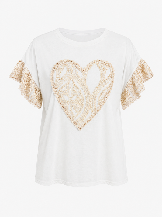 Camiseta con corazón crochet