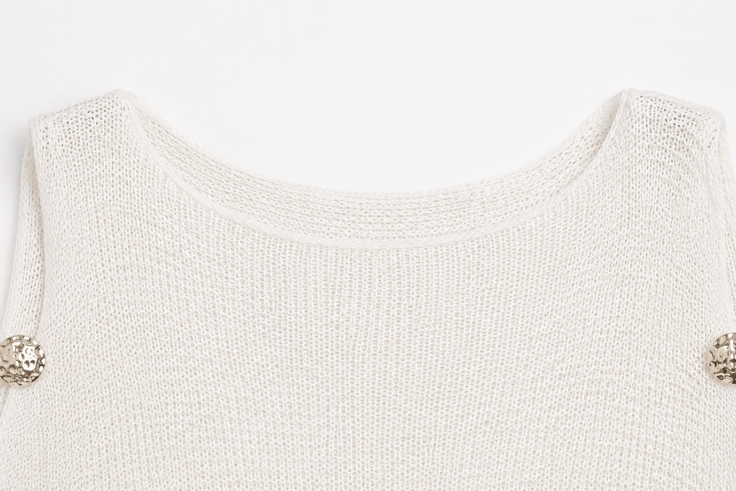 Jersey de Punto Blanco con Botones Dorados