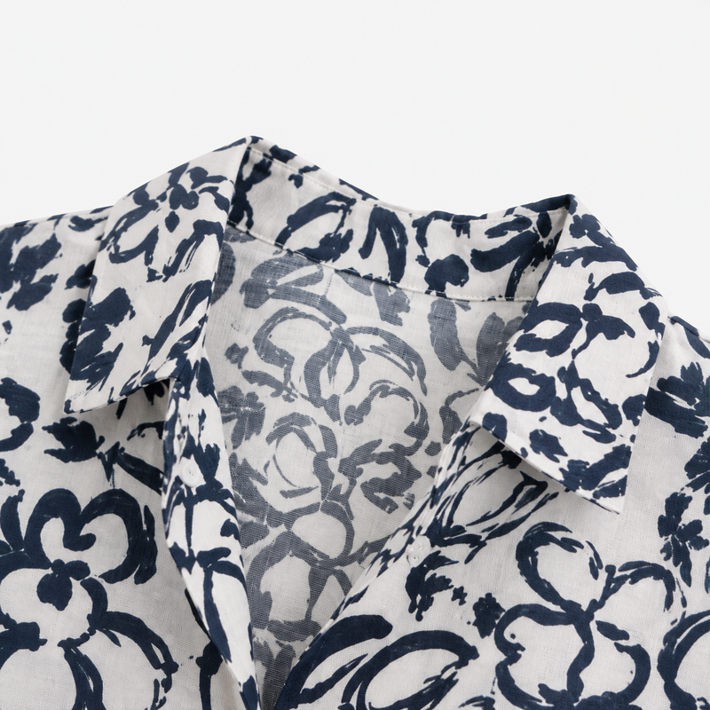 Camisa Floral Azul Estilo Mediterráneo