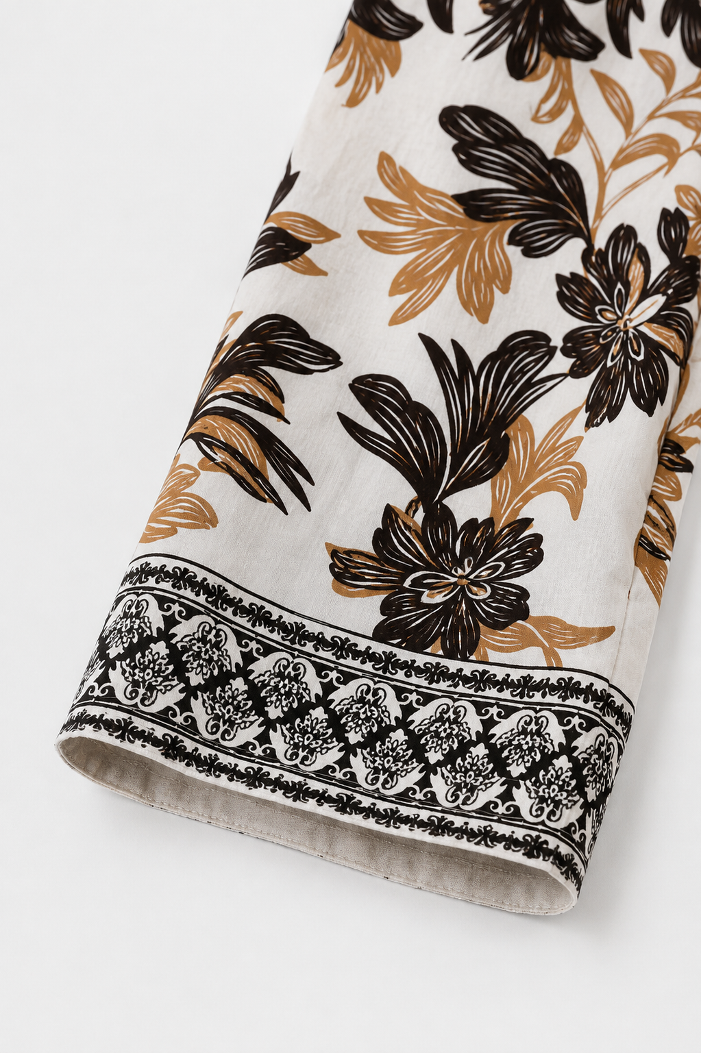Pantalón estampado tropical