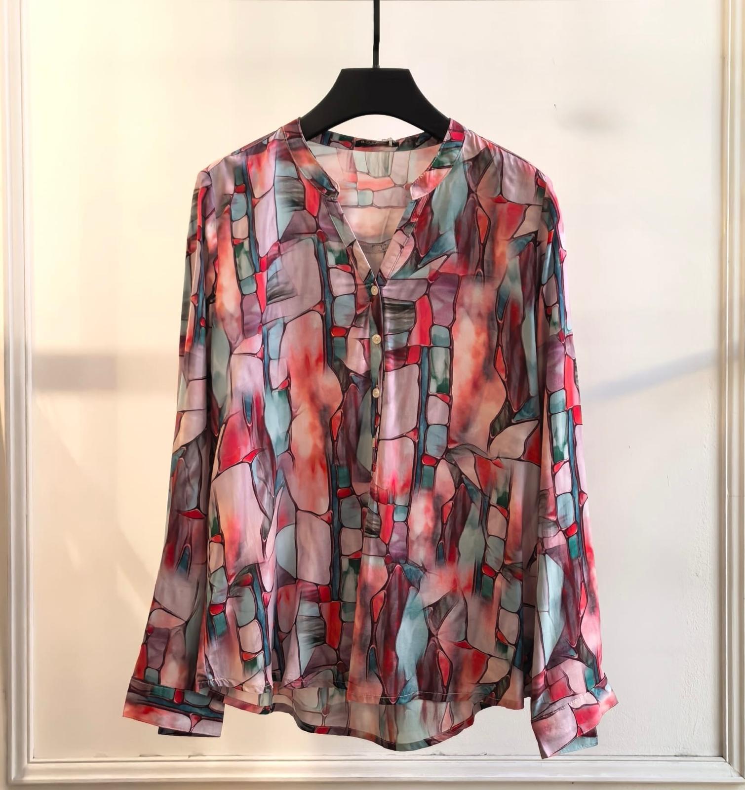 Blusa Estampada Cuello Pico Mujer - versátil