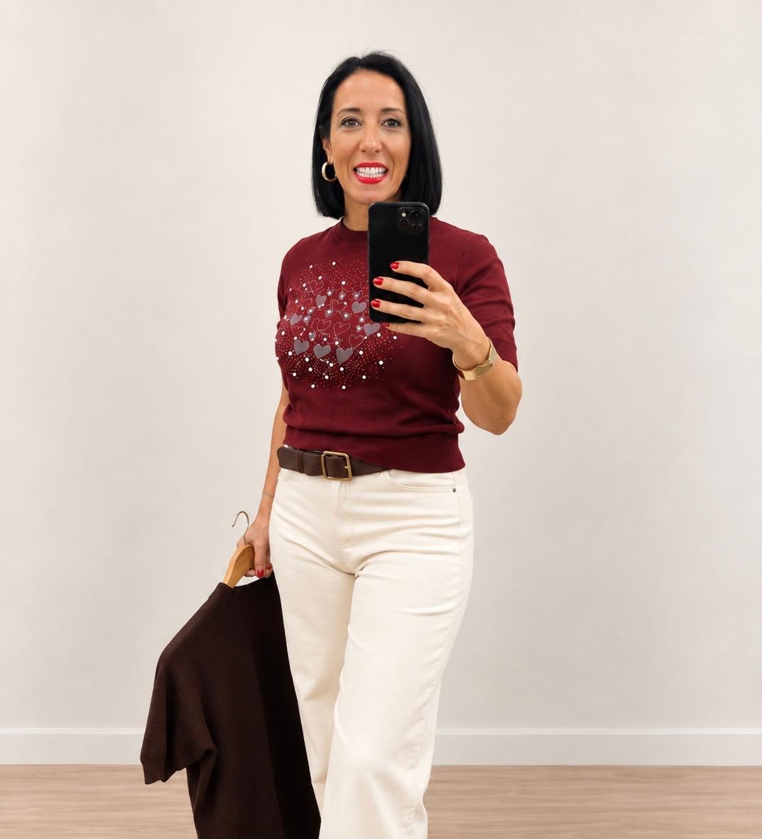 Jersey de Punto Burdeos con Corazón de Pedrería