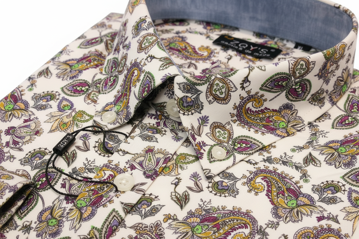Cuello paisley multicolor con 2 botones