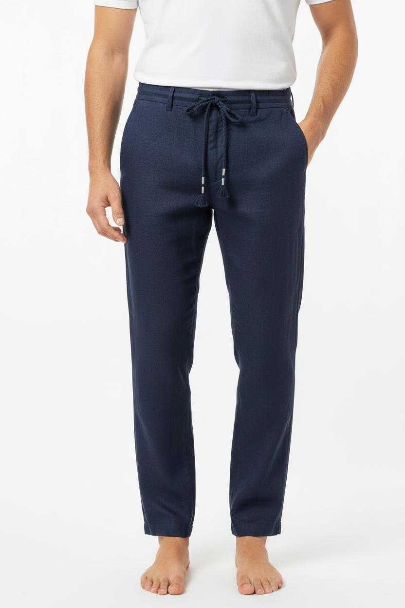 Pantalón lino azul marino modelo masculino pies descalzos